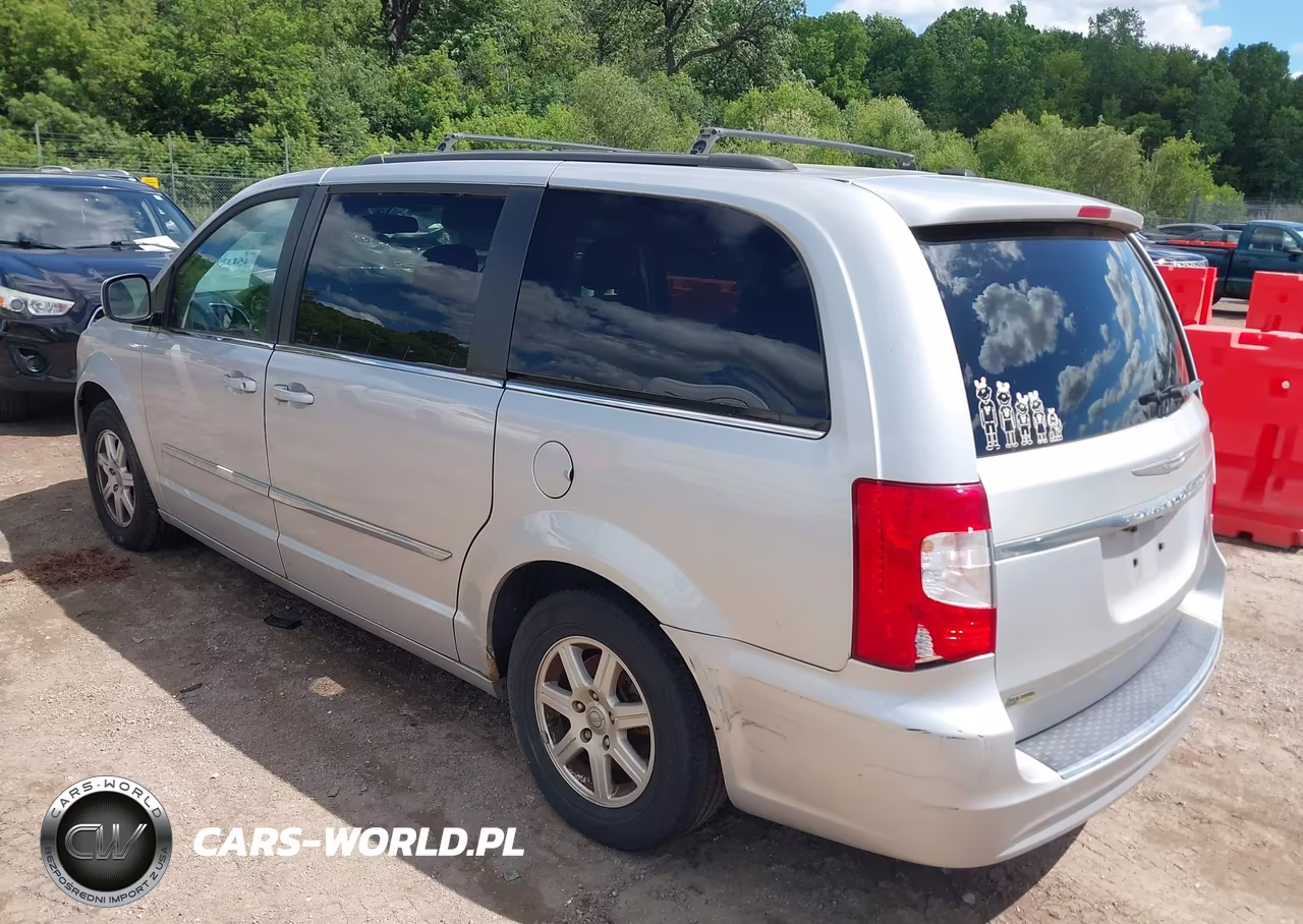 2012 Chrysler Town & Country Touring VIN:2C4RC1BG0CR309086 - 3