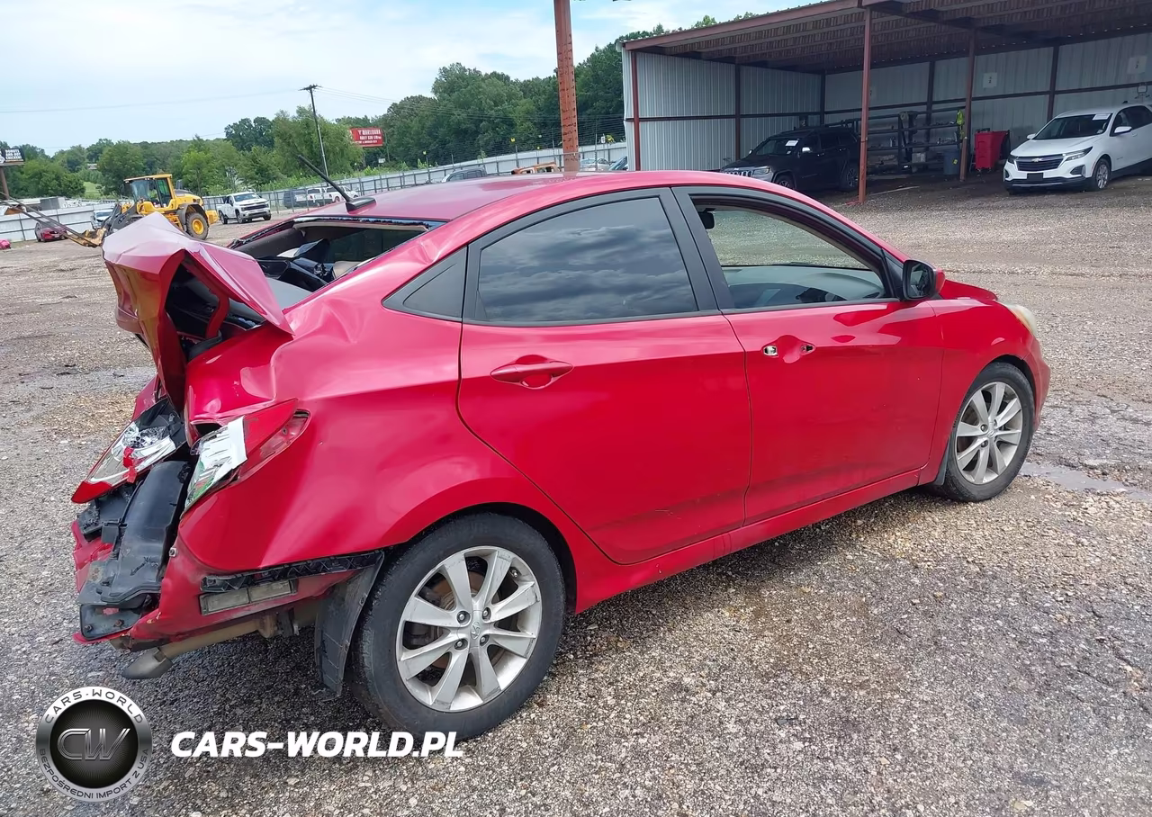 2012 Hyundai Accent Gls VIN:KMHCU4AE4CU263670 - 4