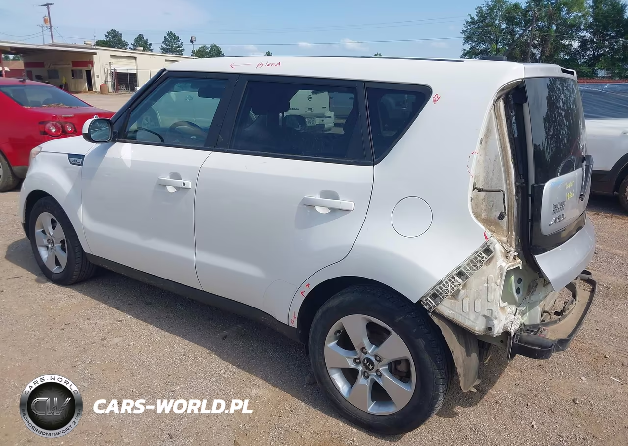 2018 Kia Soul VIN:KNDJN2A2XJ7558870 - 3