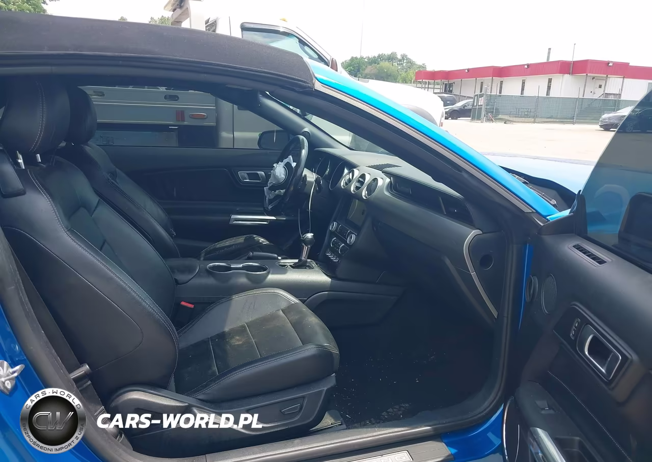 2021 Ford Mustang Ecoboost Premium VIN:1FATP8UH0M5115672 - 5