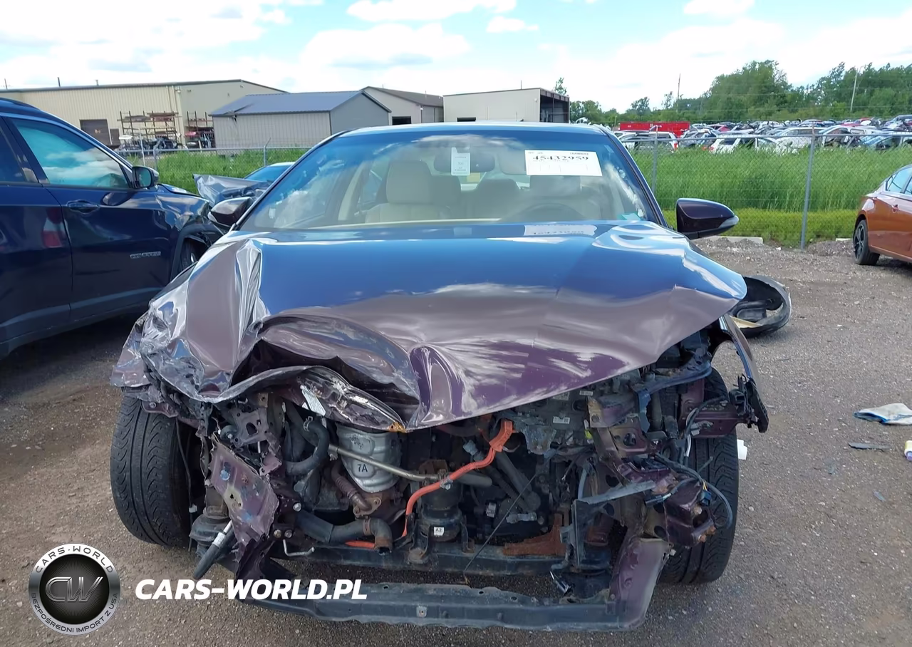 2013 Toyota Avalon Hybrid Limited VIN:4T1BD1EB8DU004949 - 13