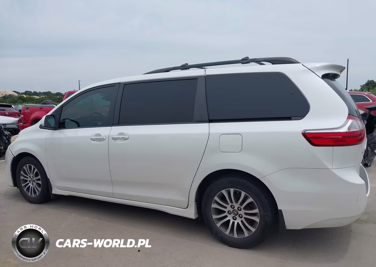 2018 Toyota Sienna Xle 8 Passenger VIN:5TDYZ3DC4JS934983 - 14