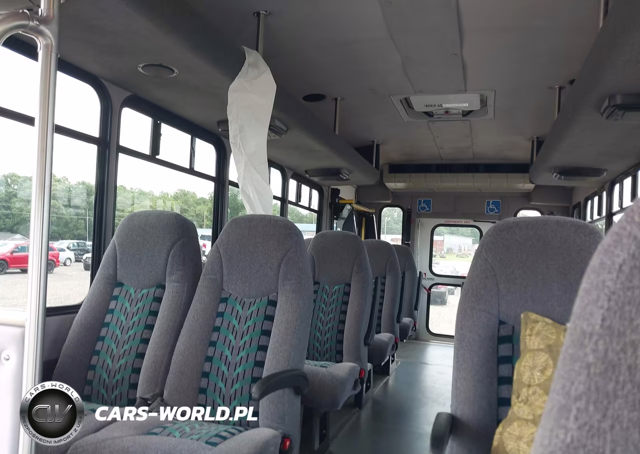 2013 Ford E-450 Cutaway VIN:1FDFE4FS7DDB19430 - 7