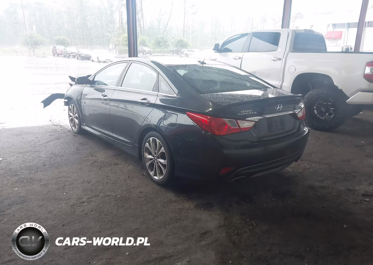 2014 Hyundai Sonata Se VIN:5NPEC4AC7EH889452 - 3