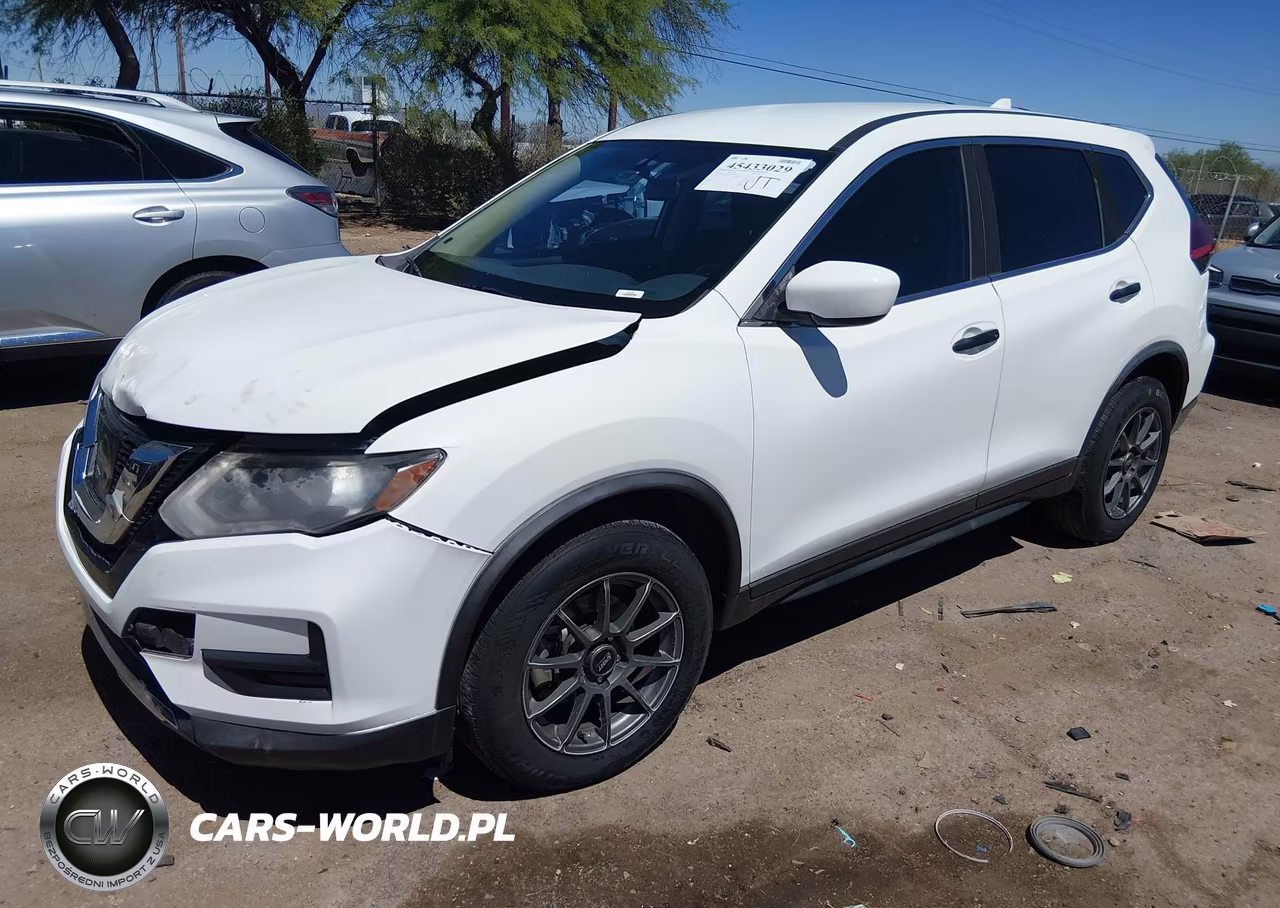 2017 Nissan Rogue S VIN:KNMAT2MT1HP608303 - 2