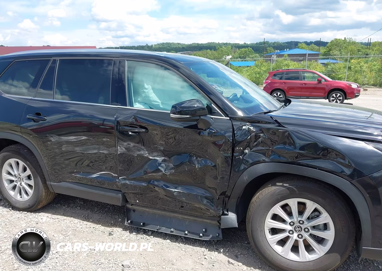 2025 Toyota Grand Highlander Hybrid Xle VIN:5TDACAB5XSS033999 - 6