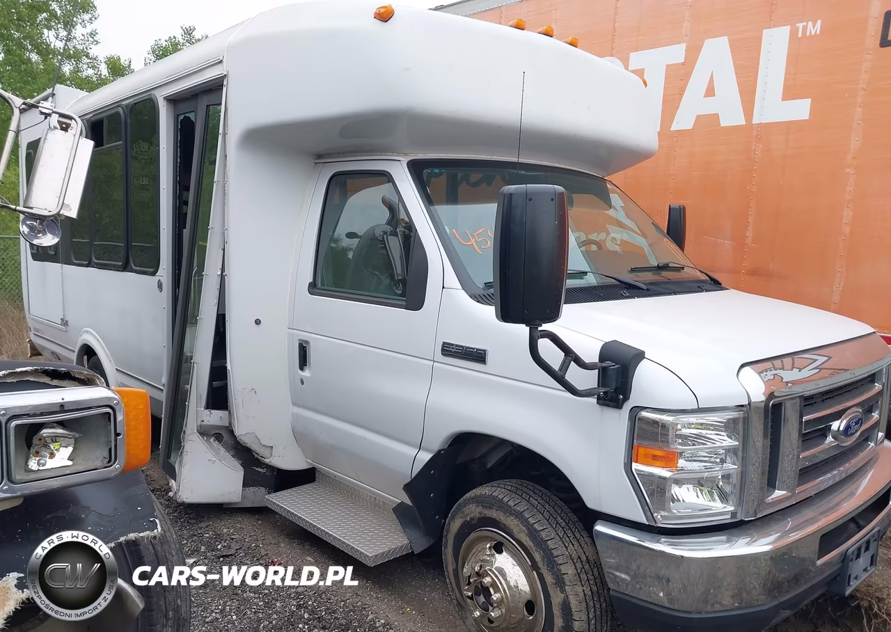 2020 Ford E-350 Cutaway VIN:1FDWE3FS3KDC47655 - 1