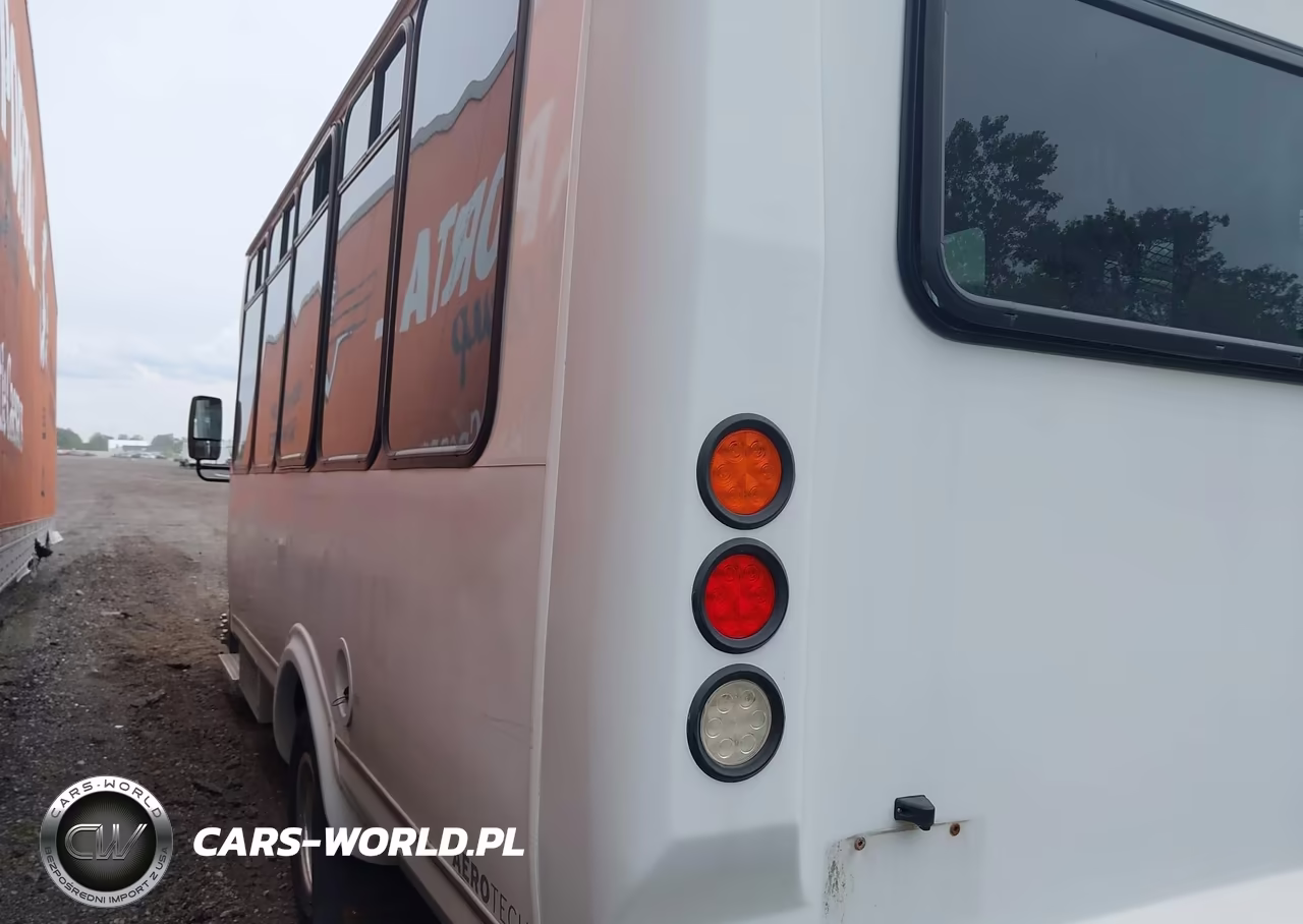 2020 Ford E-350 Cutaway VIN:1FDWE3FS3KDC47655 - 3
