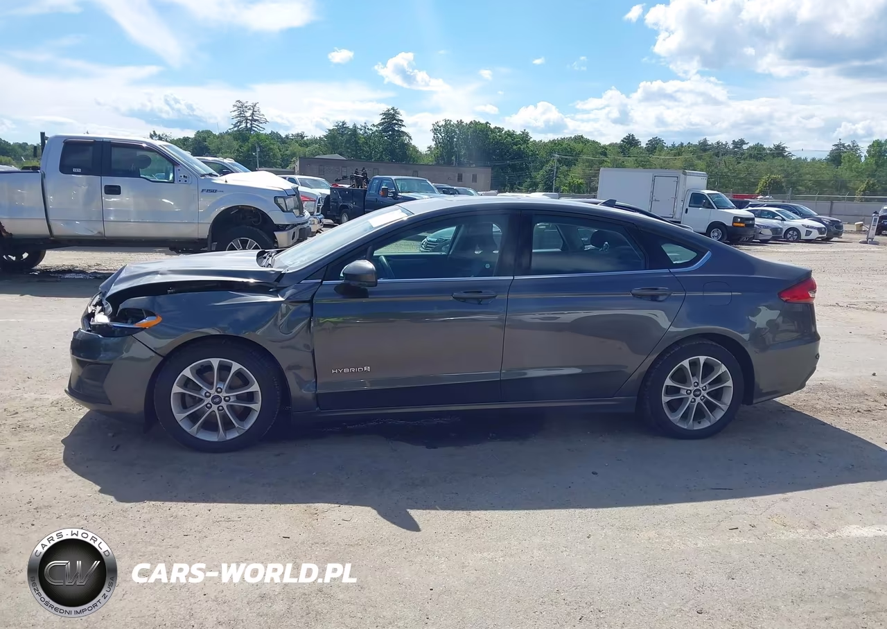 2019 Ford Fusion Hybrid Se VIN:3FA6P0LU7KR156954 - 14