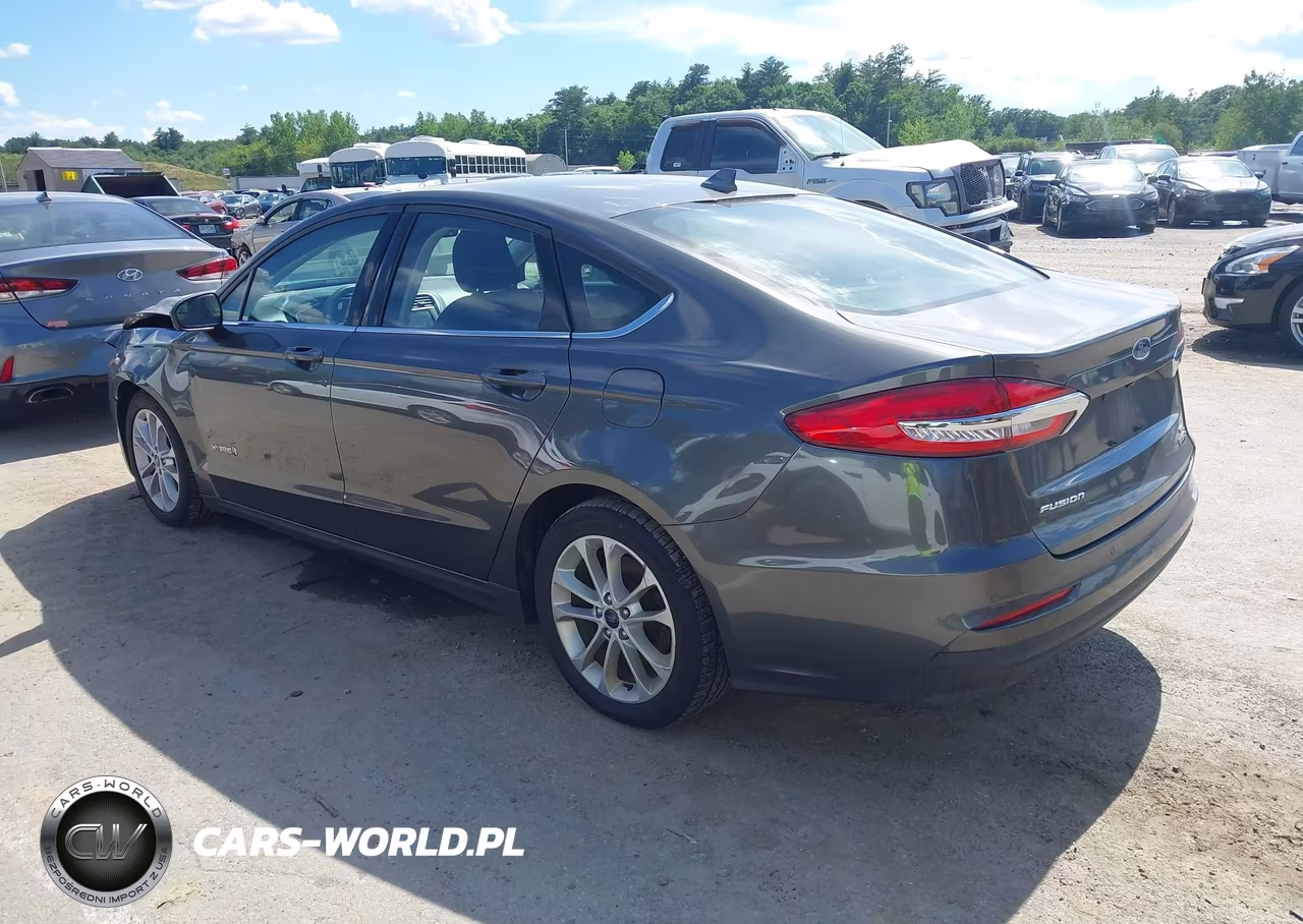 2019 Ford Fusion Hybrid Se VIN:3FA6P0LU7KR156954 - 3