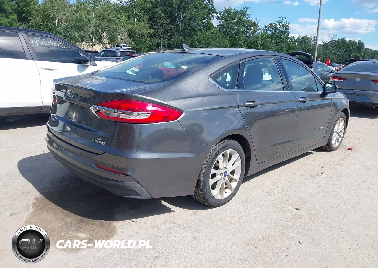 2019 Ford Fusion Hybrid Se VIN:3FA6P0LU7KR156954 - 4