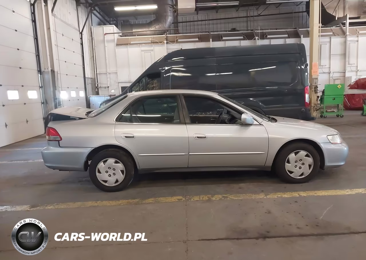 2001 Honda Accord 3.0 Lx VIN:1HGCG16451A012117 - 13