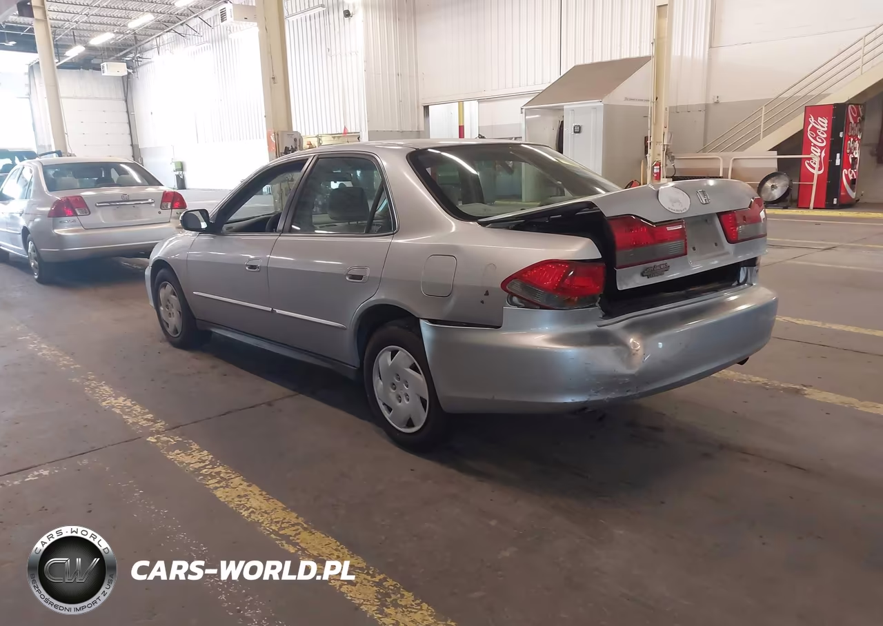 2001 Honda Accord 3.0 Lx VIN:1HGCG16451A012117 - 3