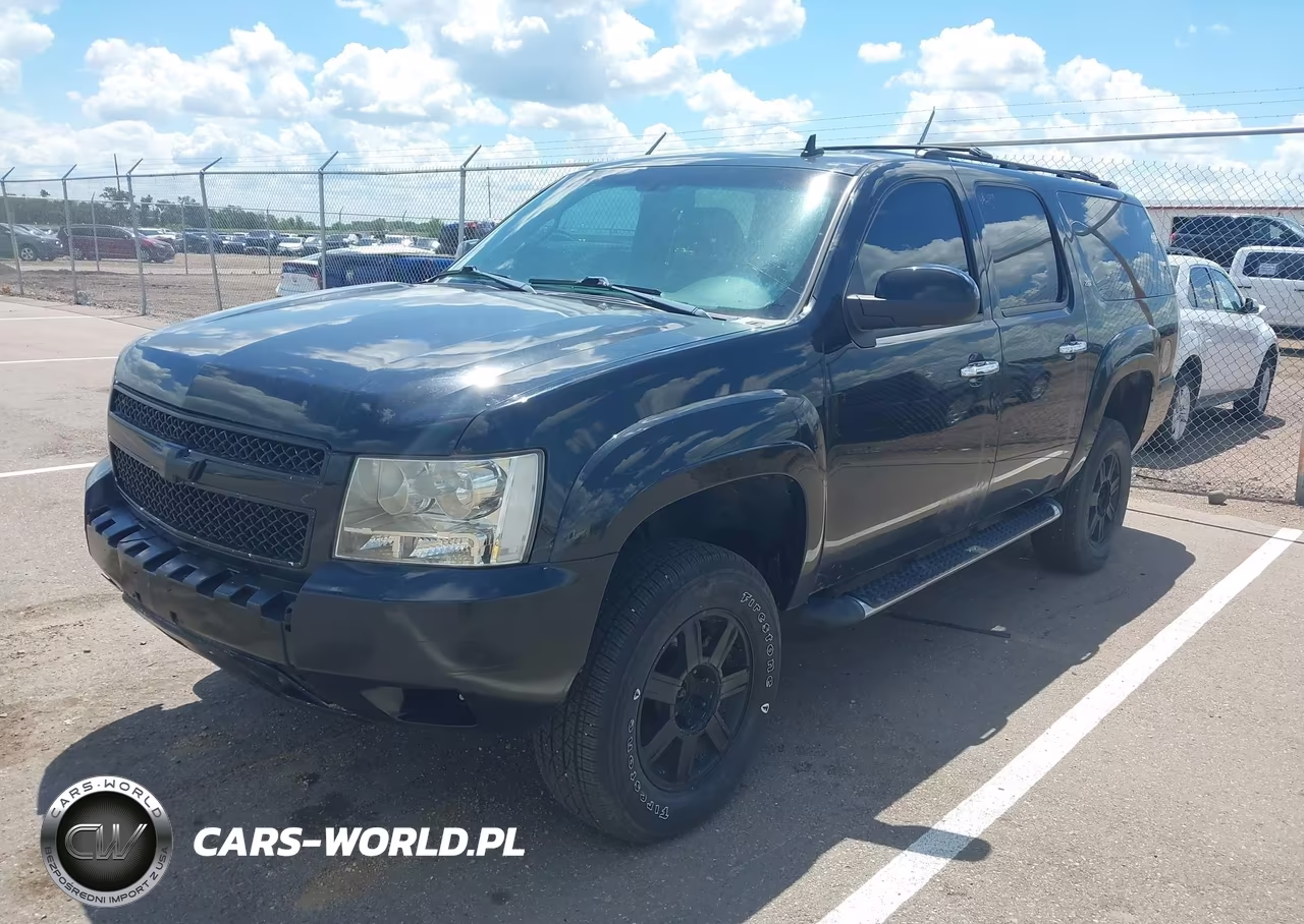 2011 Chevrolet Suburban Lt VIN:1GNSKJE33BR285794 - 2