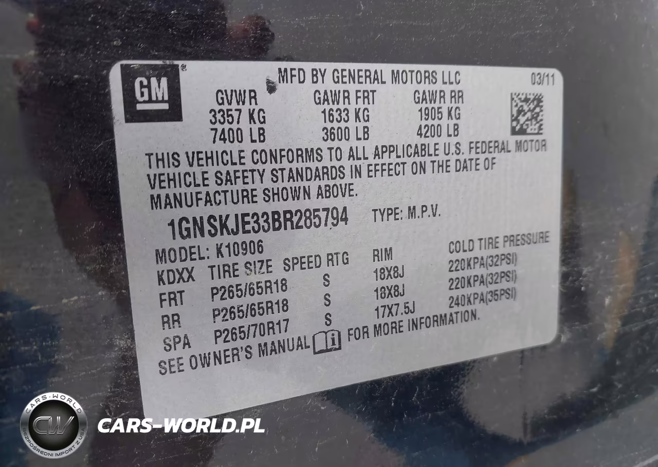 2011 Chevrolet Suburban Lt VIN:1GNSKJE33BR285794 - 9