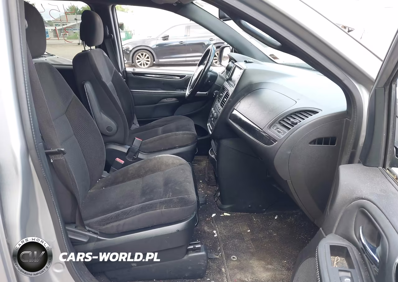 2017 Dodge Grand Caravan Se Plus VIN:2C4RDGBG8HR843752 - 5