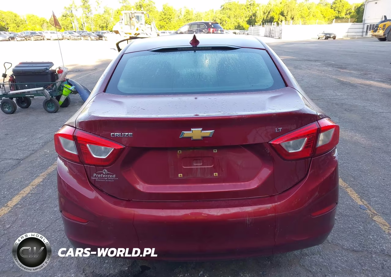 2018 Chevrolet Cruze Lt Auto VIN:1G1BE5SM9J7124647 - 16