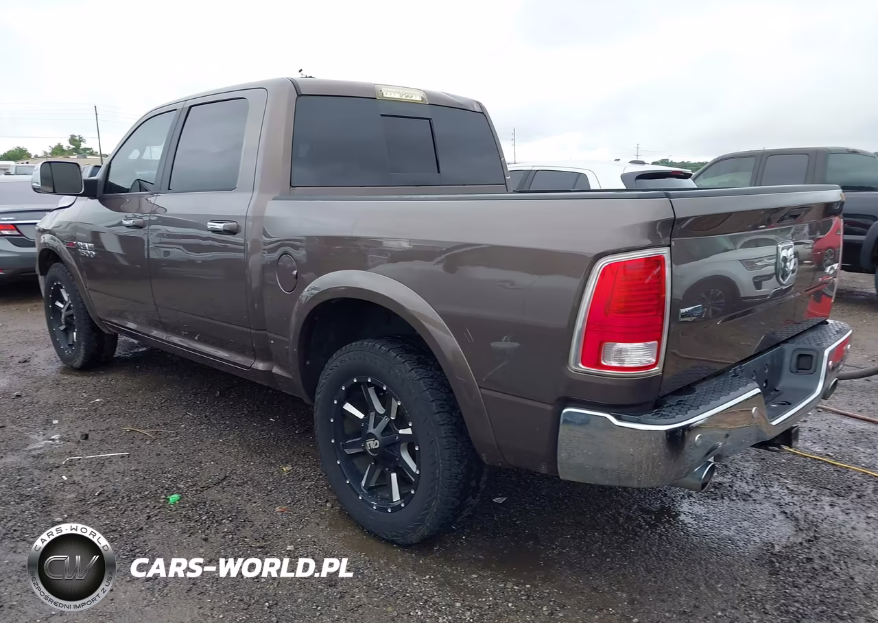 2018 Ram 1500 Laramie 4X4 5'7 Box VIN:1C6RR7NM3JS353900 - 3