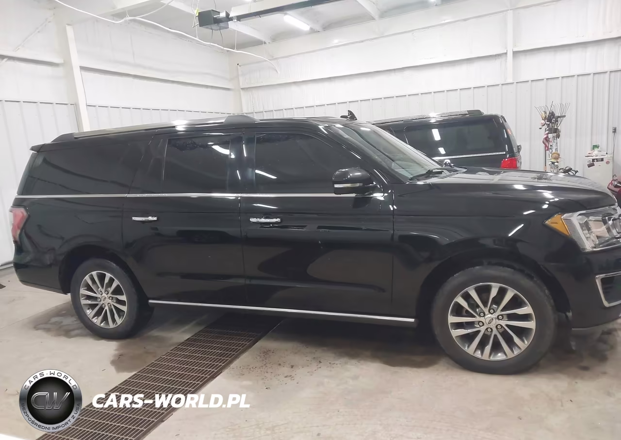 2018 Ford Expedition Max Limited VIN:1FMJK1KT2JEA25008 - 13