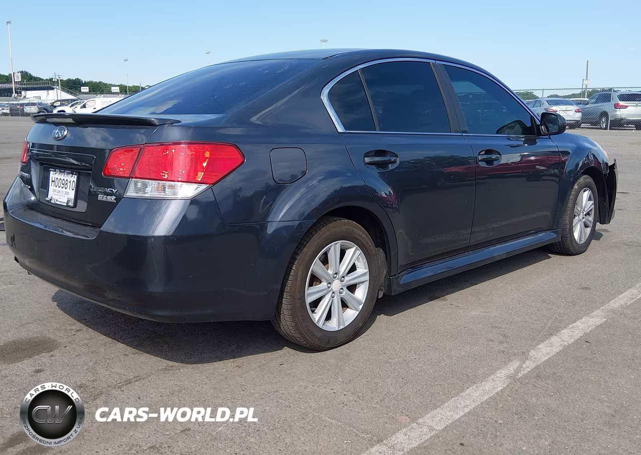 2010 Subaru Legacy 2.5I Premium VIN:4S3BMBC67A3225850 - 4