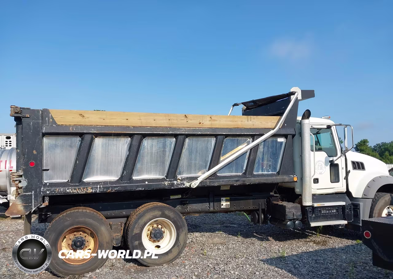 2020 Mack Granite VIN:1M2GR2GC6LM019127 - 14