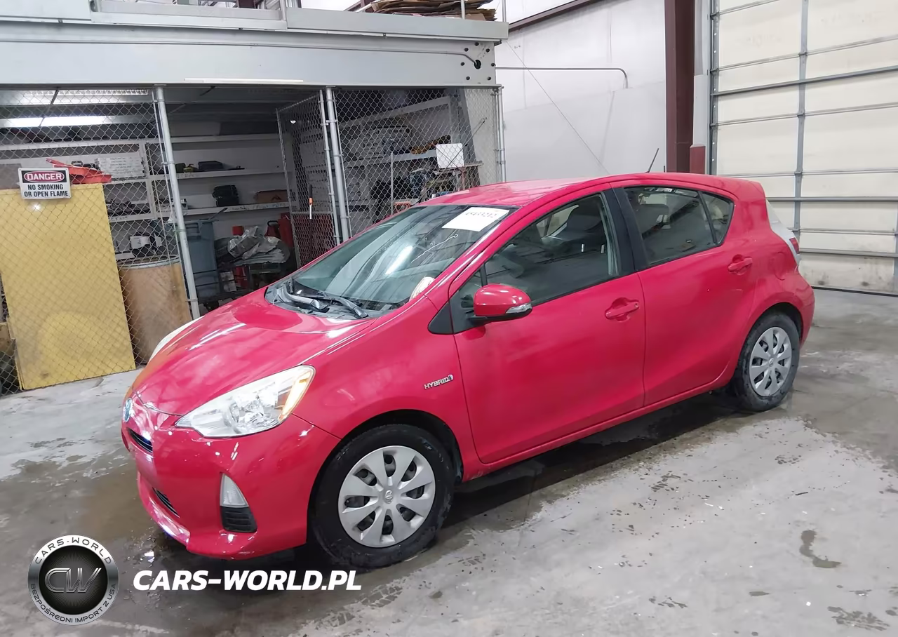 2014 Toyota Prius C Two VIN:JTDKDTB30E1571544 - 2