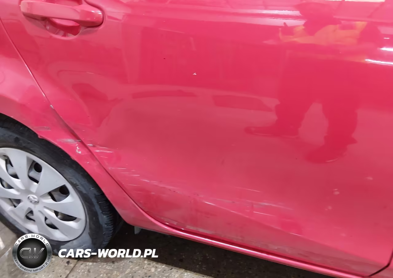 2014 Toyota Prius C Two VIN:JTDKDTB30E1571544 - 6