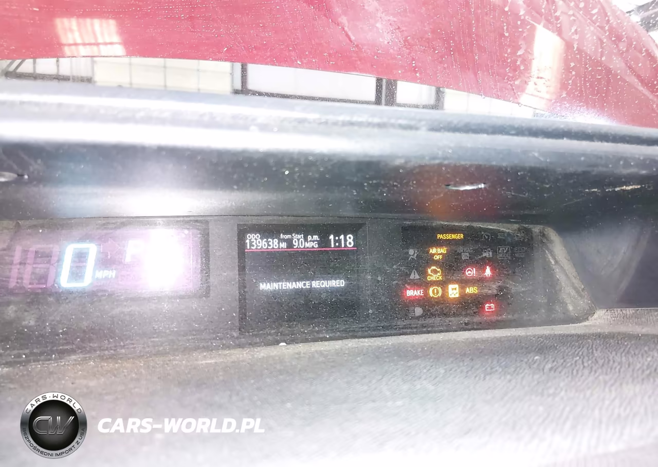 2014 Toyota Prius C Two VIN:JTDKDTB30E1571544 - 7