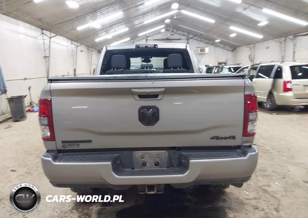 2021 Ram 2500 VIN:3C6UR5DL1MG545139 - 16