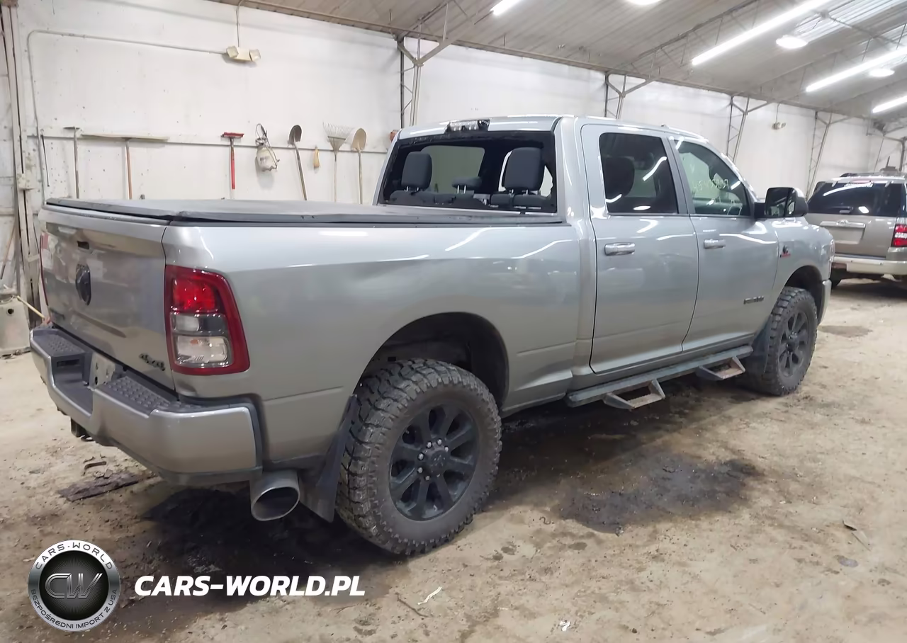 2021 Ram 2500 VIN:3C6UR5DL1MG545139 - 4