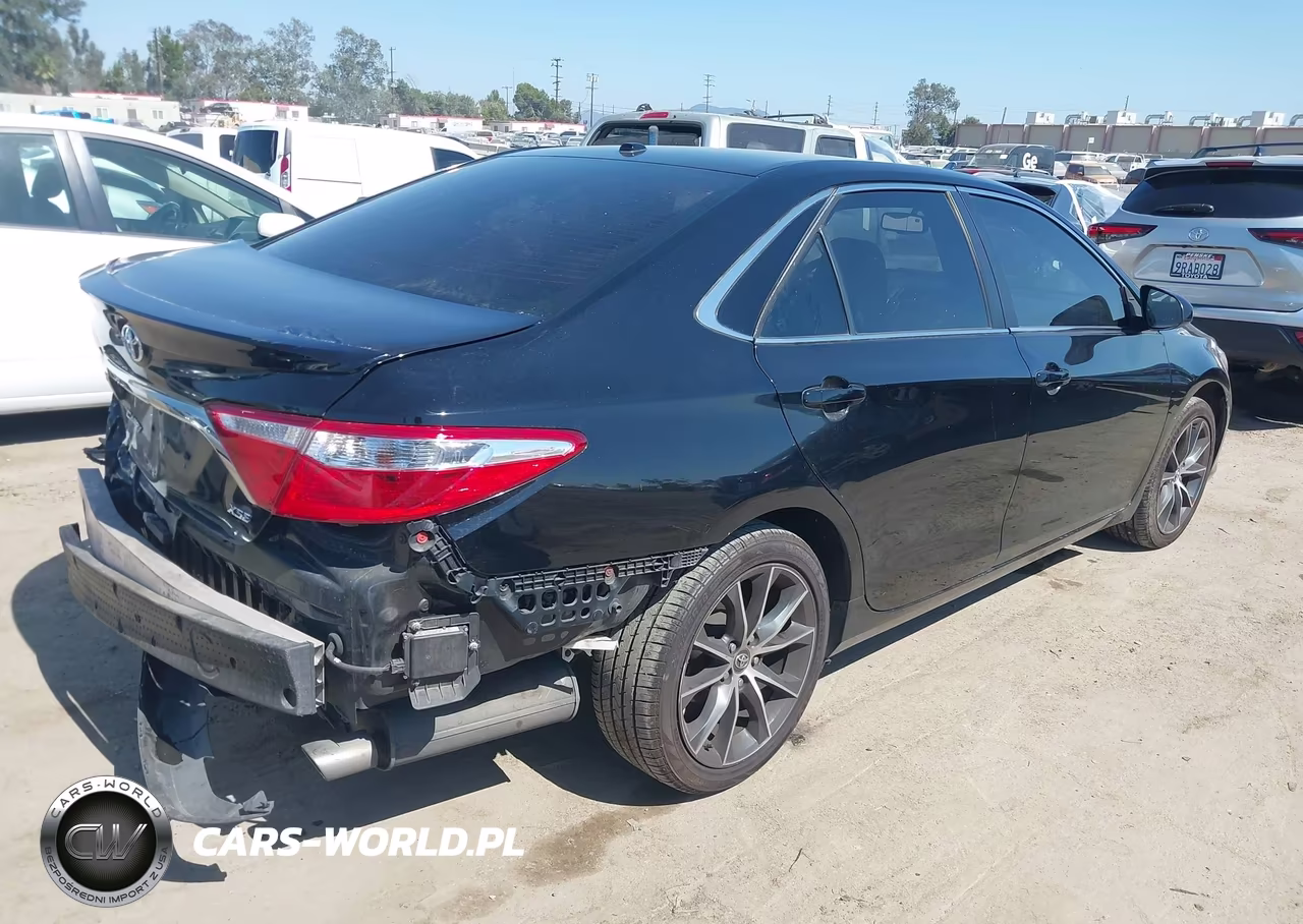 2017 Toyota Camry Xse V6 VIN:4T1BK1FK5HU581769 - 4