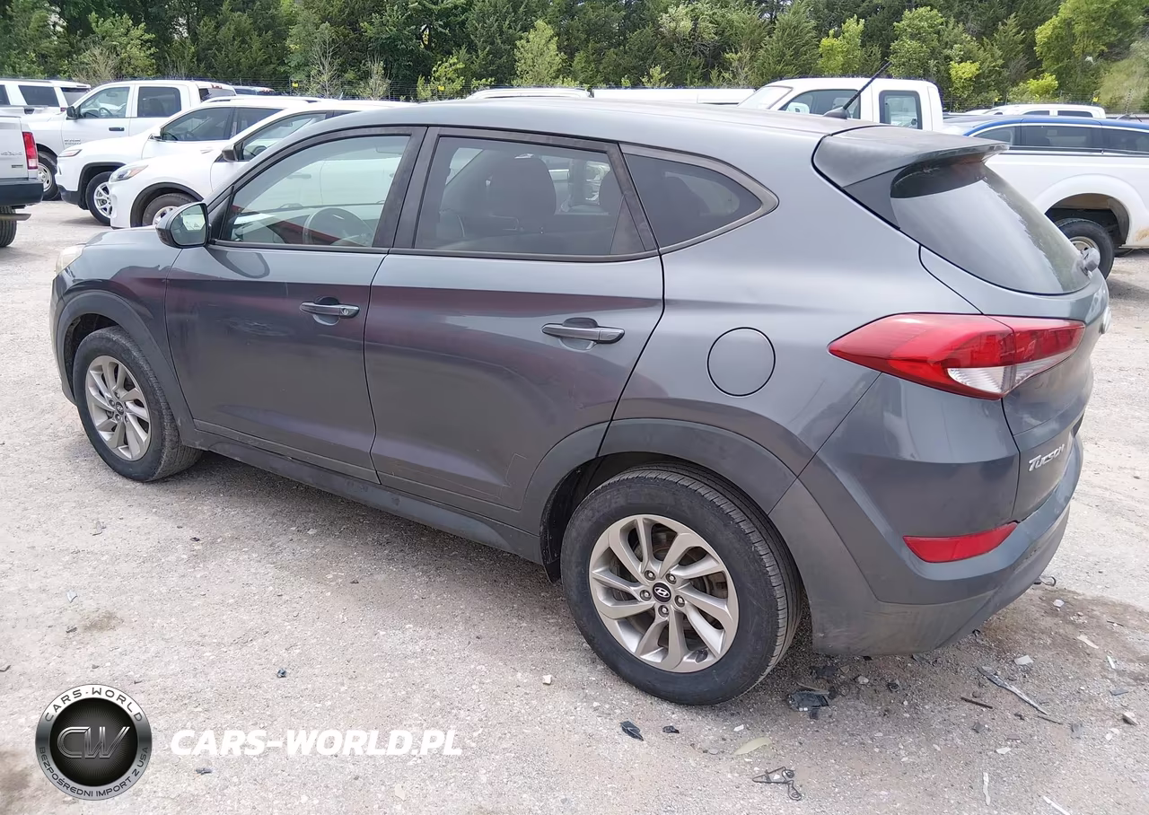 2018 Hyundai Tucson Se VIN:KM8J23A42JU673752 - 3