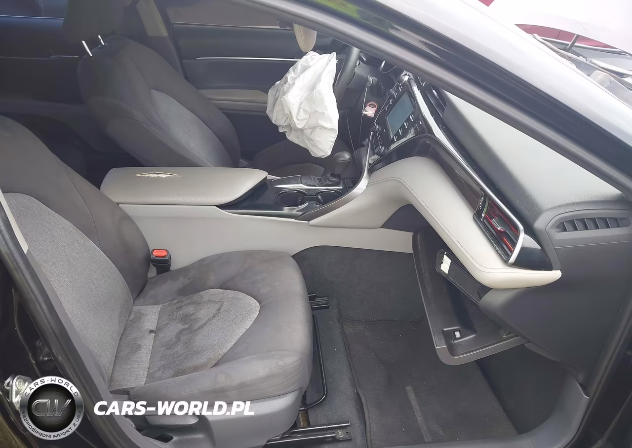 2020 Toyota Camry Le VIN:4T1C11AK3LU506205 - 5