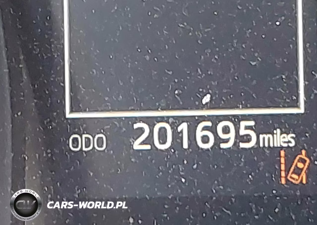 2018 Toyota Camry Se VIN:4T1B11HK9JU018357 - 15