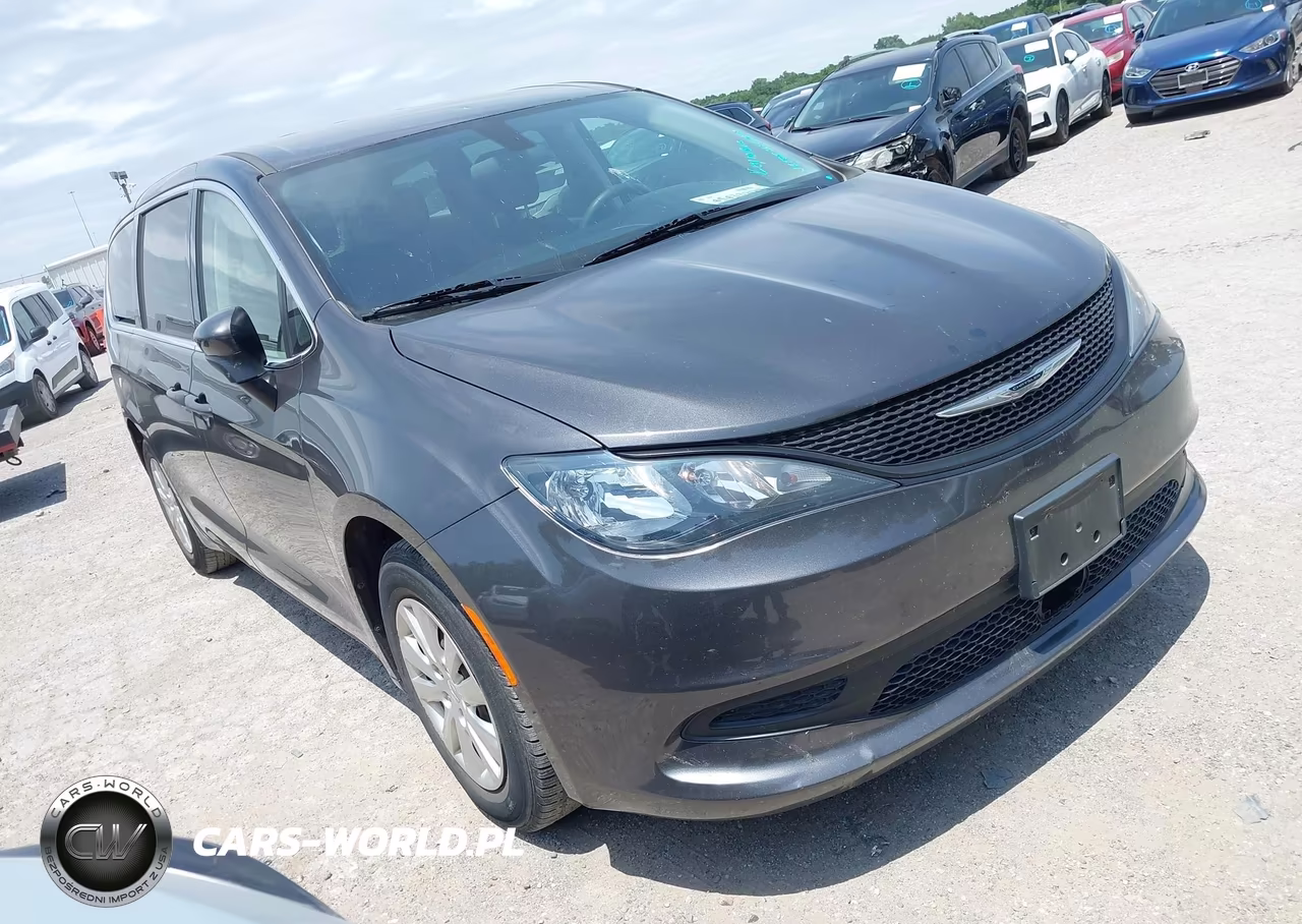 2021 Chrysler Voyager L