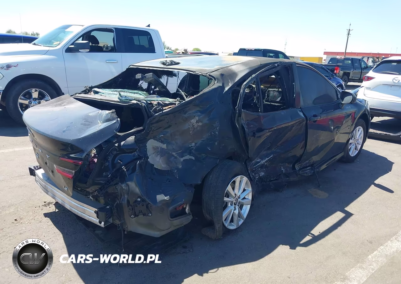 2025 Toyota Camry Le VIN:4T1DBADK3SU031327 - 4