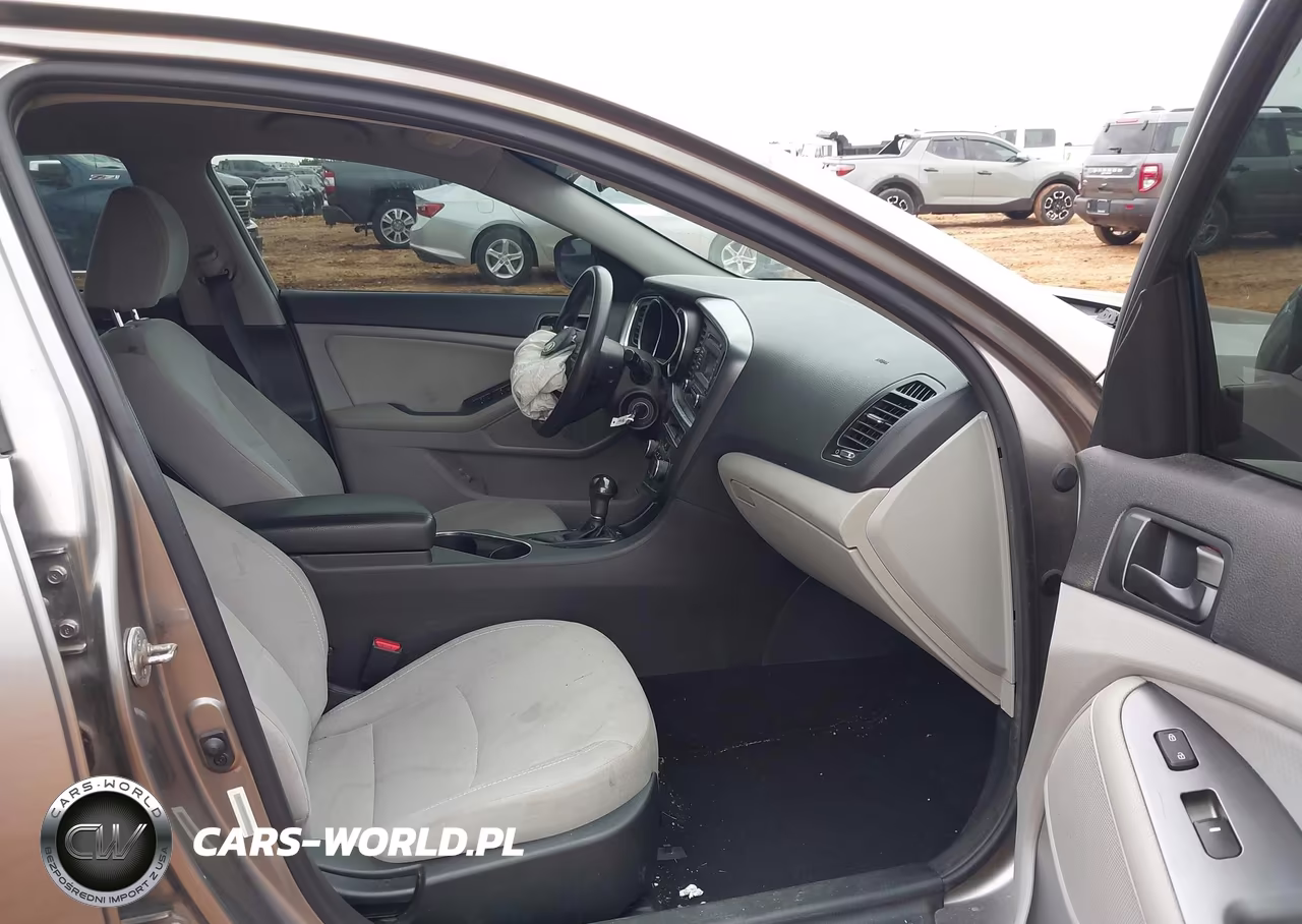 2015 Kia Optima Lx VIN:5XXGM4A70FG355487 - 5
