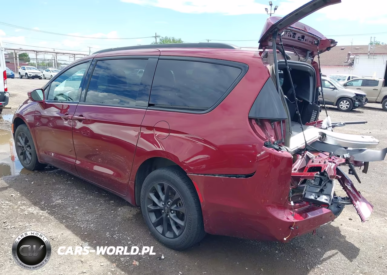 2021 Chrysler Pacifica Touring L Awd VIN:2C4RC3BGXMR599804 - 3