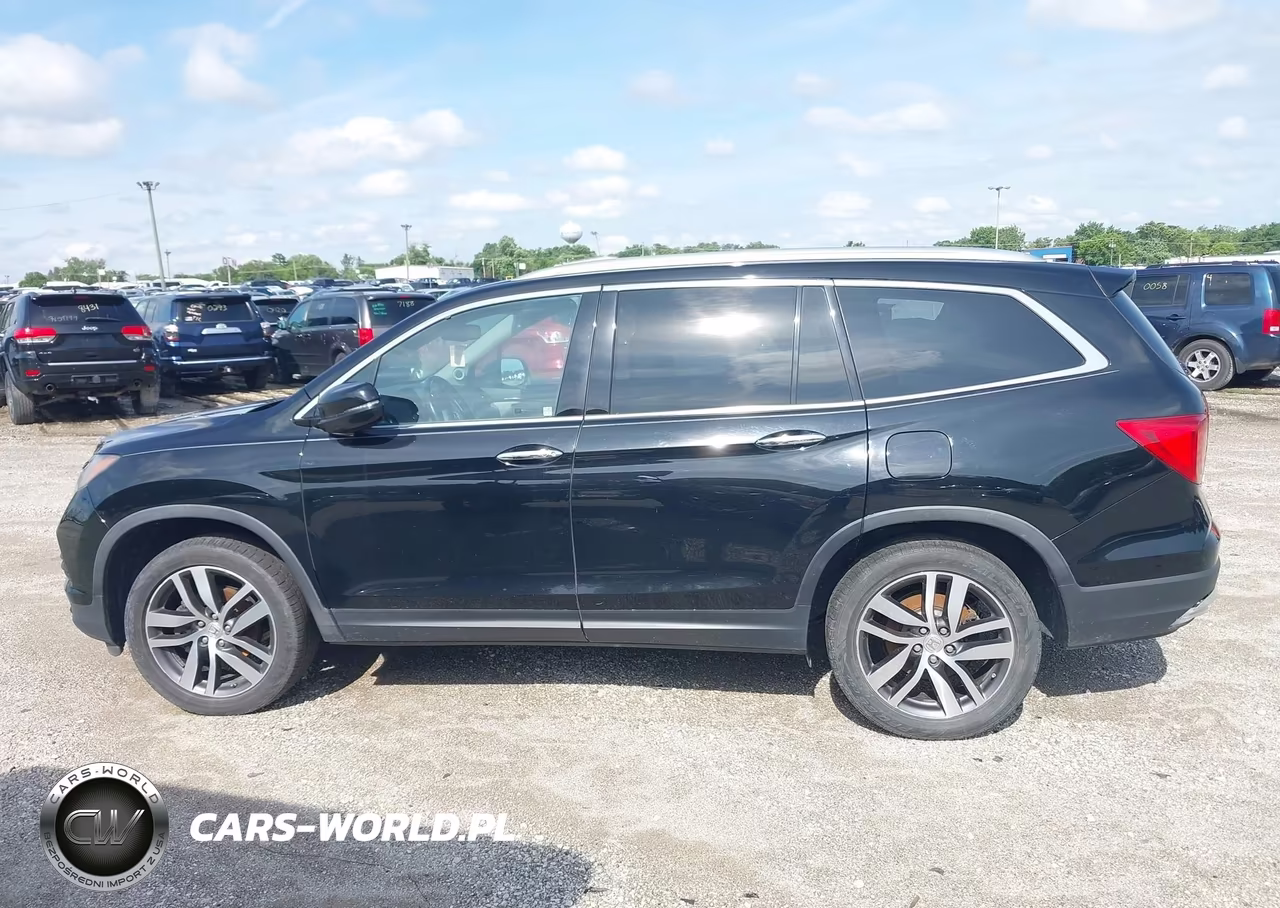 2016 Honda Pilot Elite VIN:5FNYF6H0XGB105424 - 14