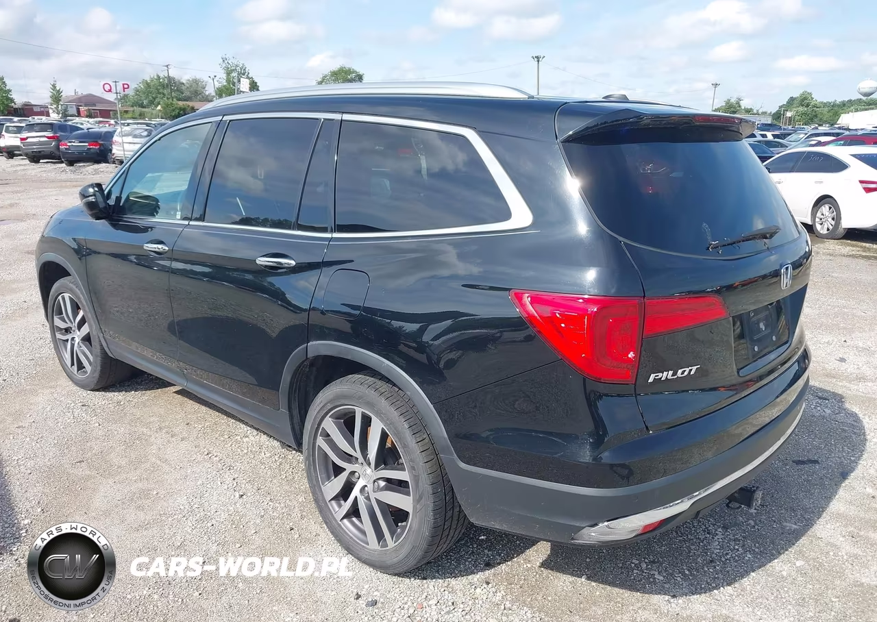 2016 Honda Pilot Elite VIN:5FNYF6H0XGB105424 - 3