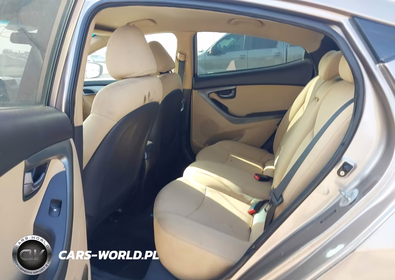 2011 Hyundai Elantra Gls VIN:5NPDH4AE2BH026438 - 8