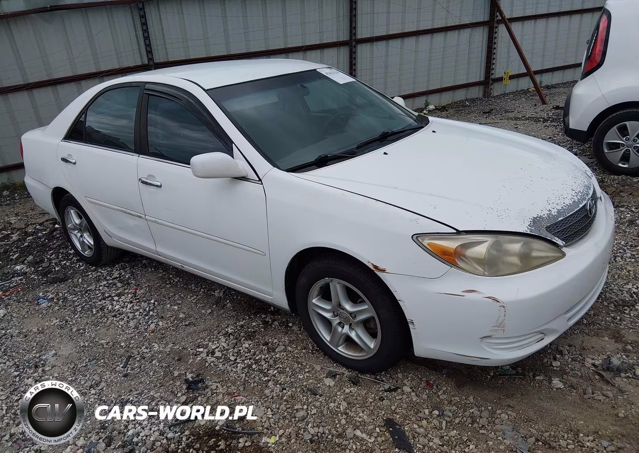 2004 Toyota Camry Le
