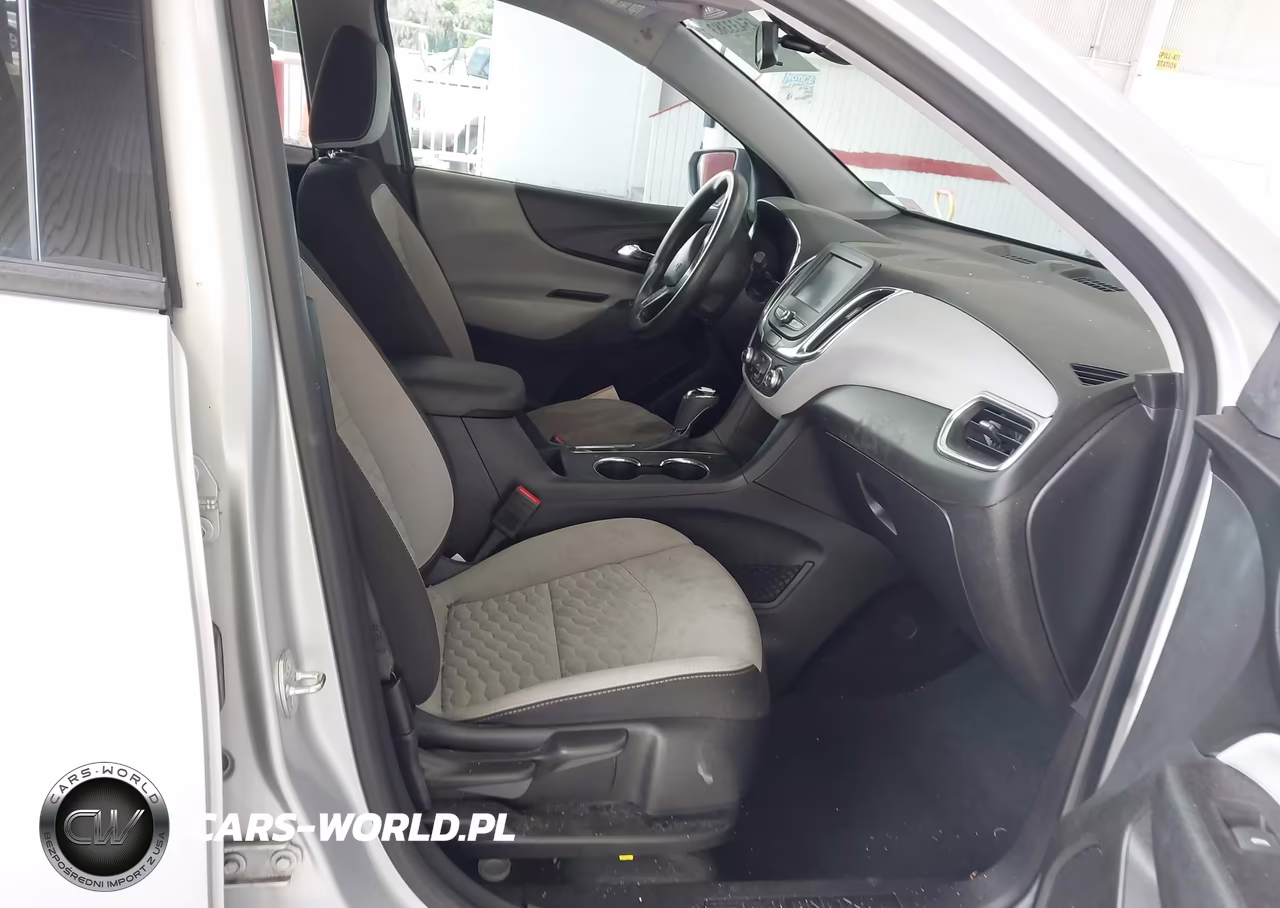 2018 Chevrolet Equinox Ls VIN:2GNAXHEV1J6109070 - 5