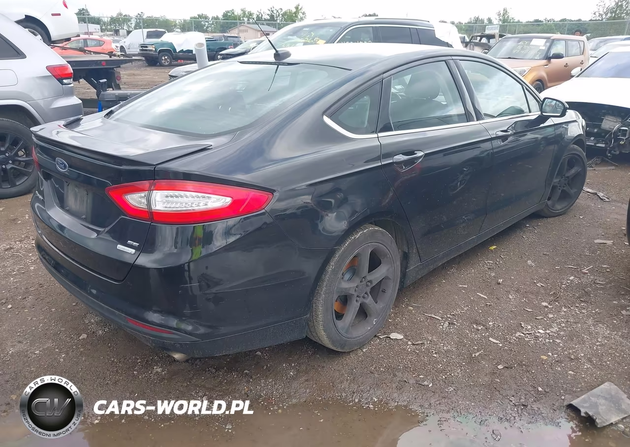 2015 Ford Fusion Se VIN:1FA6P0HD5F5131066 - 4