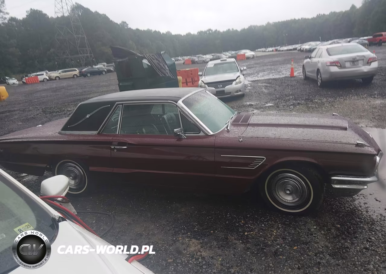 1965 Ford Thunderbird VIN:5Y87Z160808 - 13