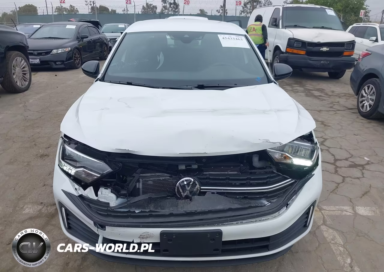 2023 Volkswagen Jetta 1.5T Sport VIN:3VWBM7BU9PM037087 - 12