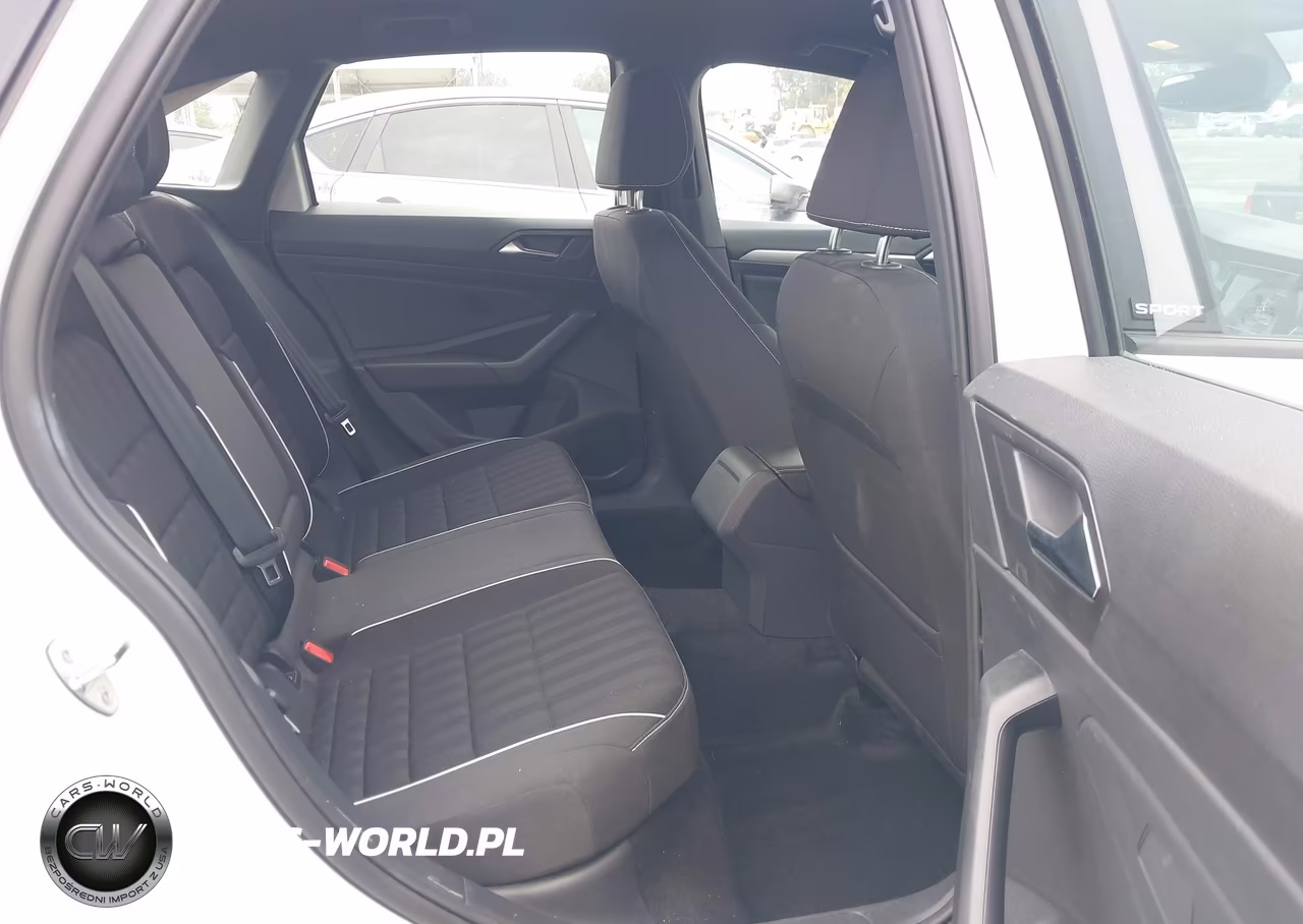 2023 Volkswagen Jetta 1.5T Sport VIN:3VWBM7BU9PM037087 - 8
