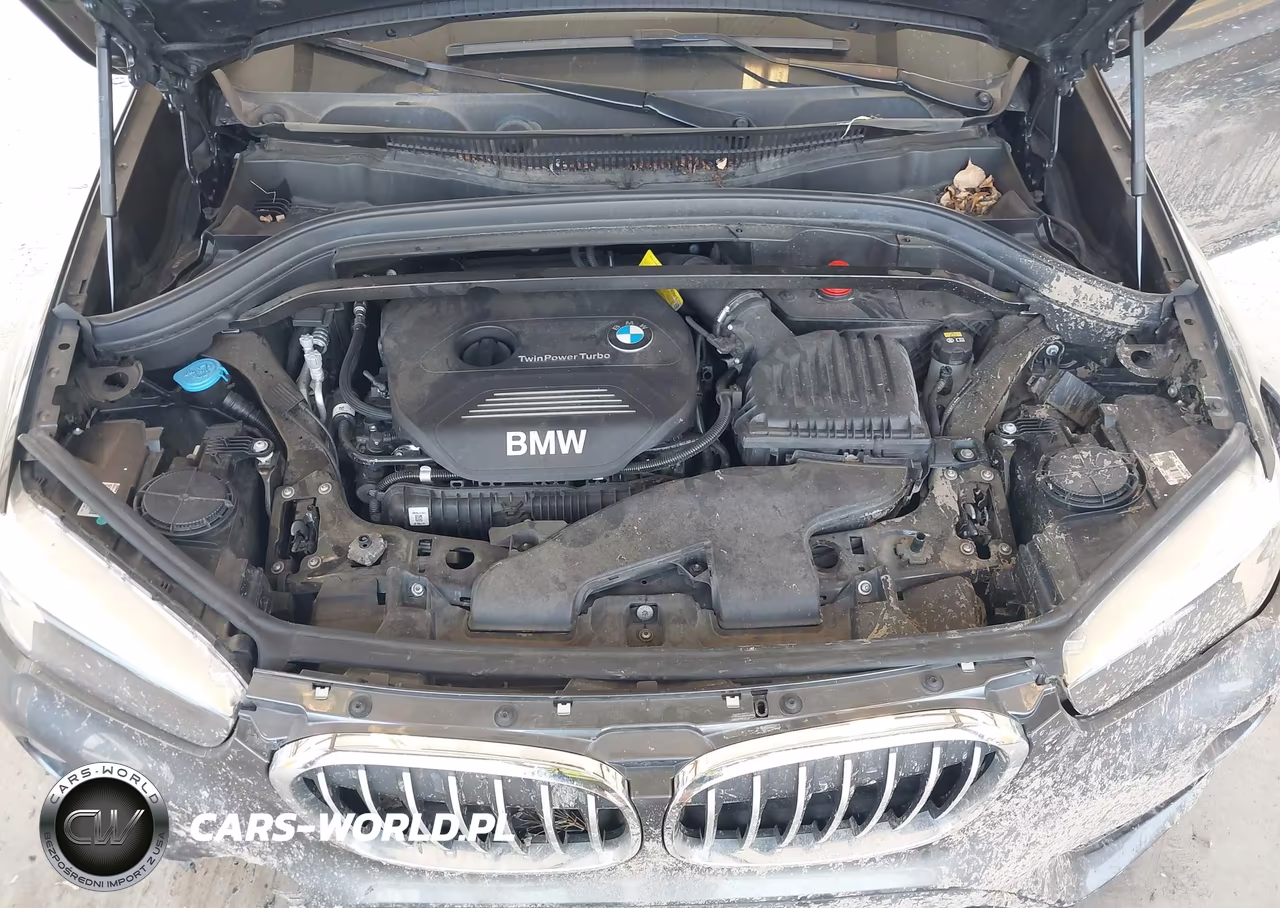 2018 BMW X1 xDrive28I VIN:WBXHT3C35J5F89879 - 10