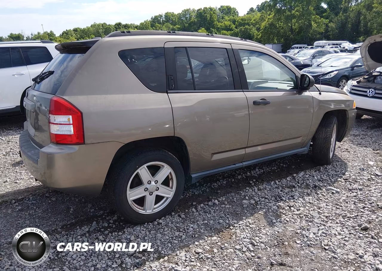 2007 Jeep Compass Sport VIN:1J8FT47W97D250254 - 4