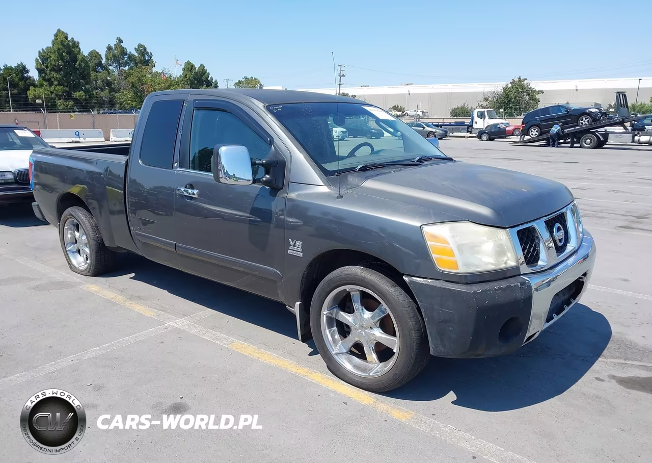 2004 Nissan Titan Se